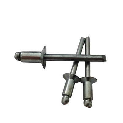 6.4mm Open End Countersunk Head Blind Rivets in bianco per una facile installazione dal ferro
