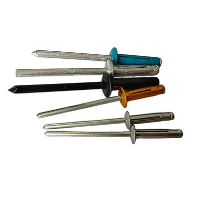 Produttore affidabile di rivetti impermeabili durevoli con grado A2-70/A4-80 e standard DIN
