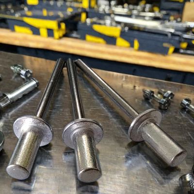 Rivetto a testa rotonda chiuso a fine sigillato a tutto ferro a costo competitivo
