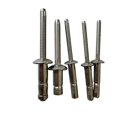 Forniture di rivetti ciechi vendendo rivetti ciechi di tipo chiuso adatti a varie applicazioni